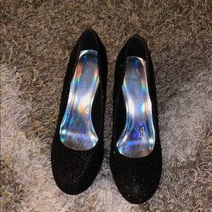 Women’s Silver Slipper Black Sparkle Mirage Pump